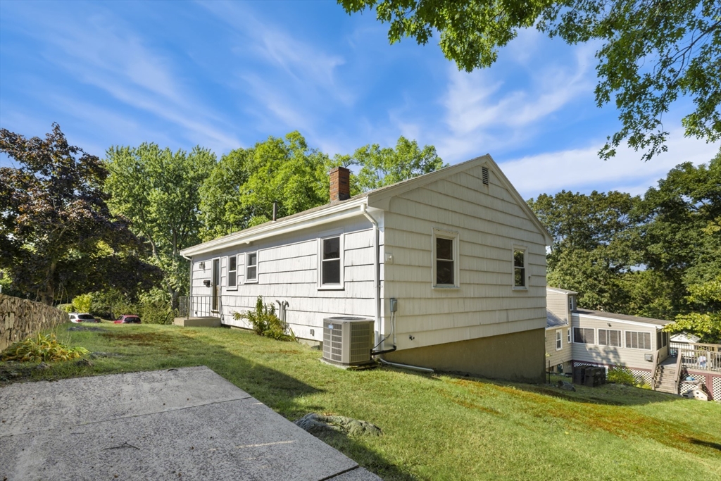 8 Hayes Street