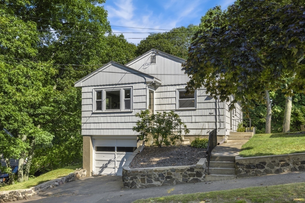 8 Hayes Street