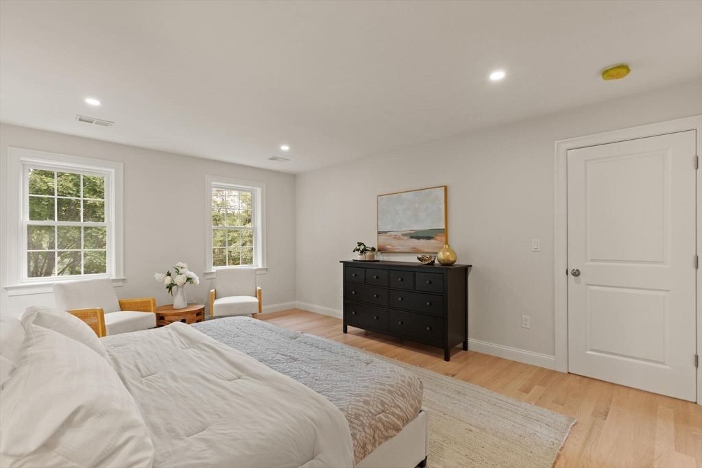 231 Salem St