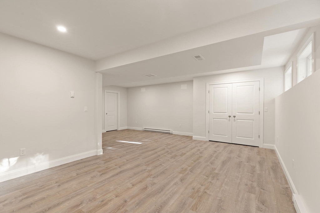 231 Salem St