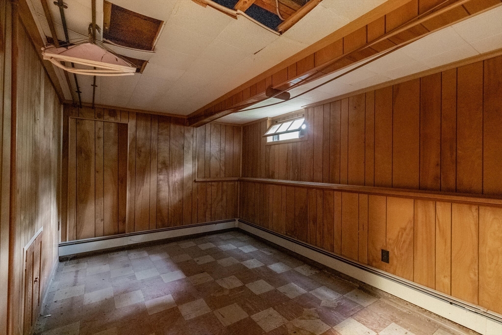 17 Crest Rd