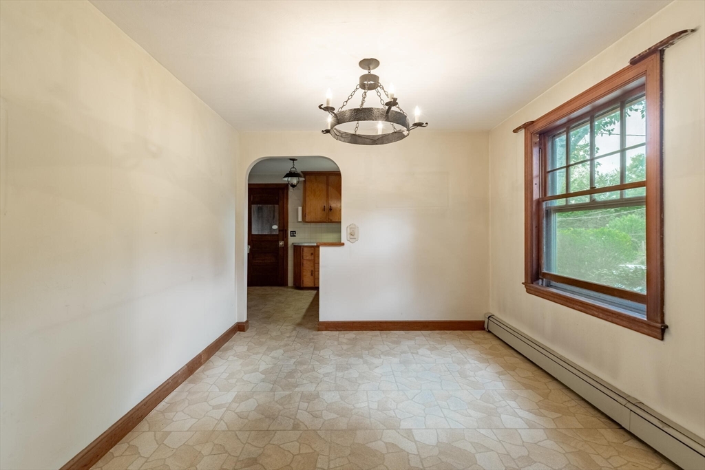 17 Crest Rd