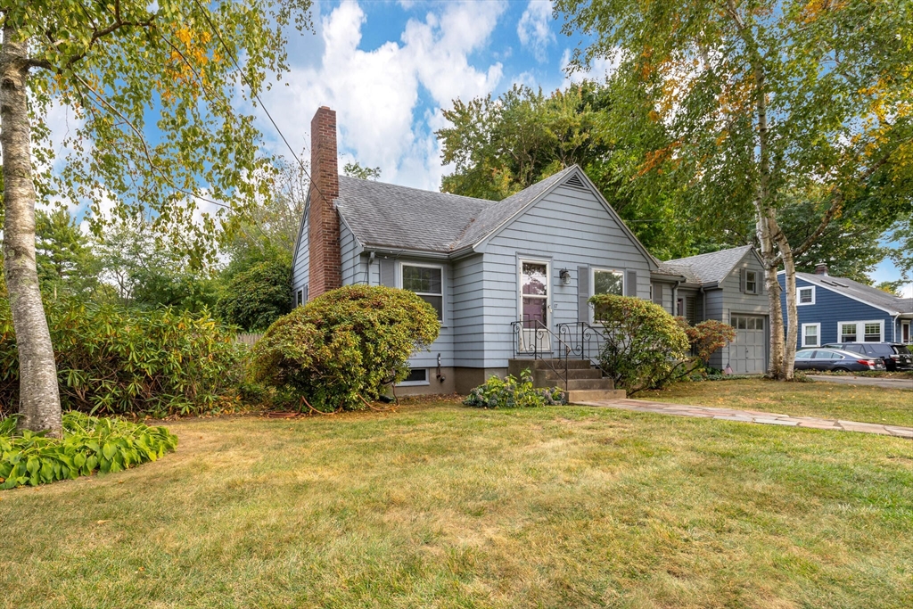 17 Crest Rd