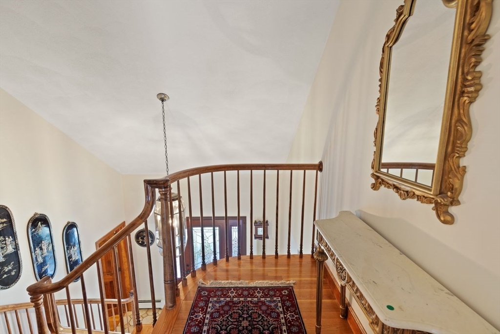 5 Magnolia Dr