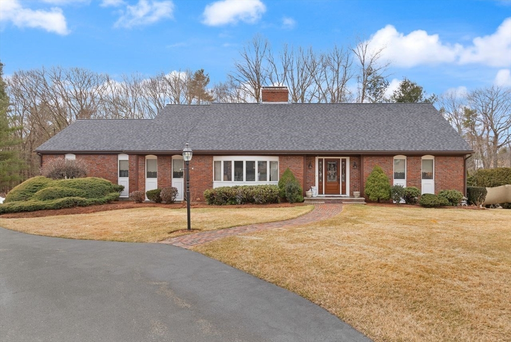 5 Magnolia Dr