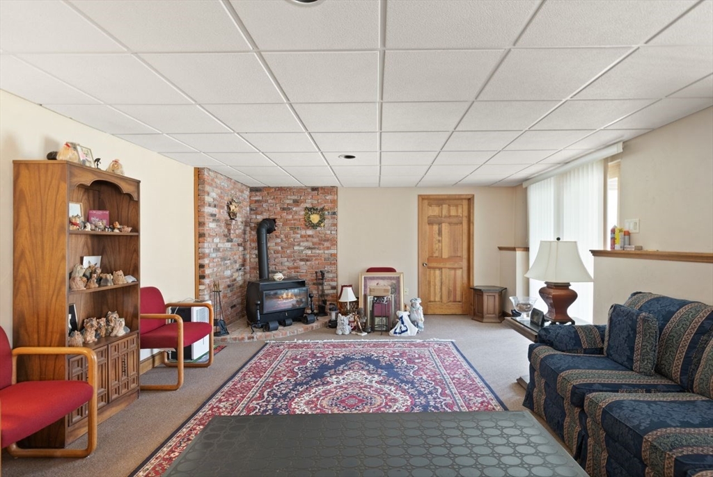 5 Magnolia Dr