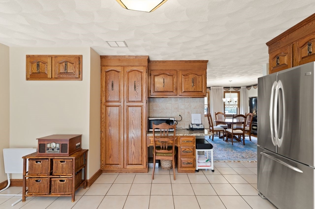 5 Magnolia Dr
