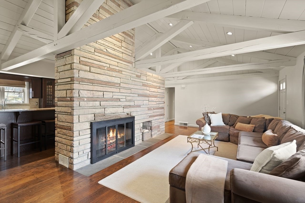 76 Walnut St
