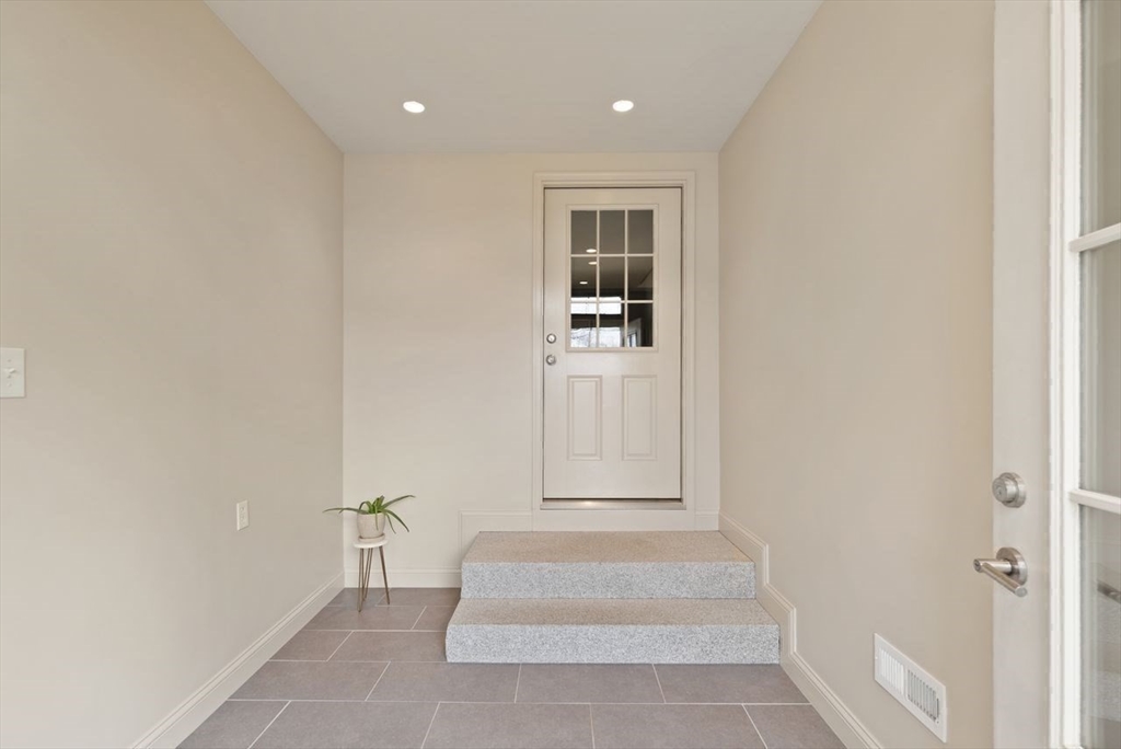 76 Walnut St