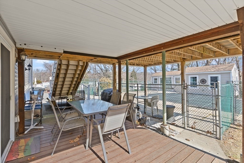 10 Jones Dr