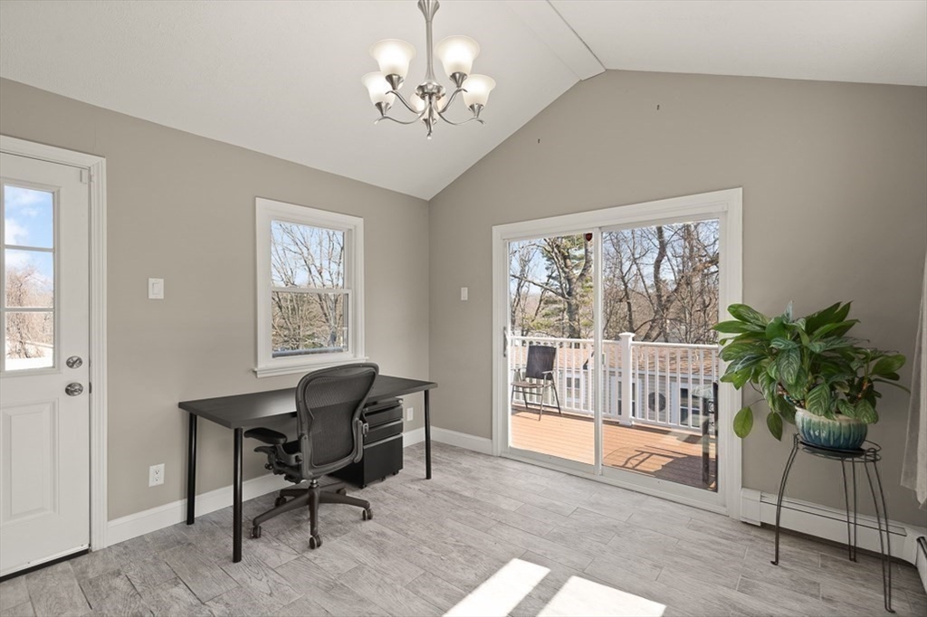 10 Jones Dr