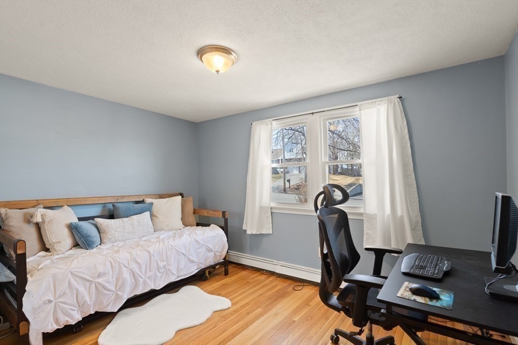 10 Jones Dr
