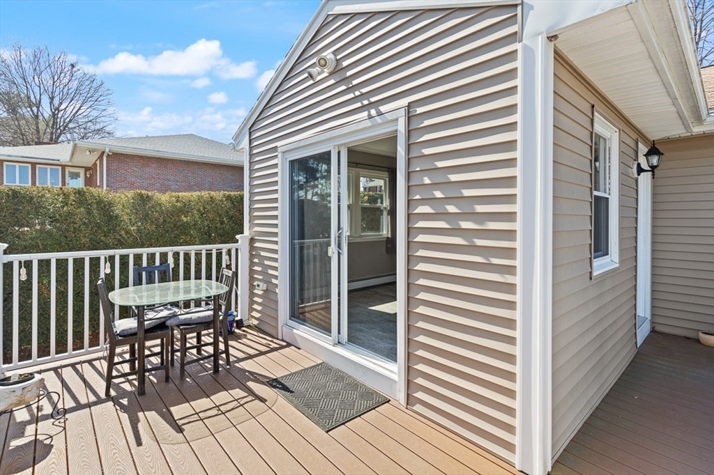 10 Jones Dr