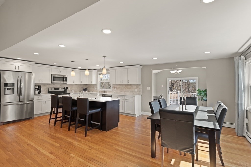 10 Jones Dr