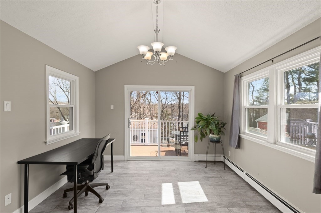 10 Jones Dr