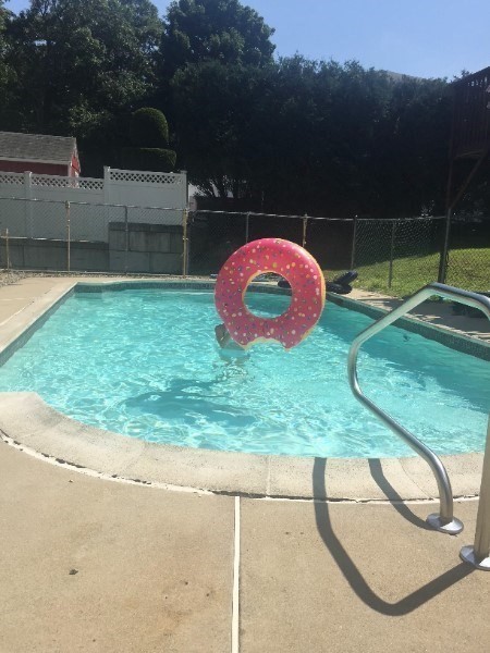 10 Jones Dr