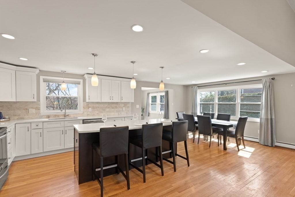 10 Jones Dr
