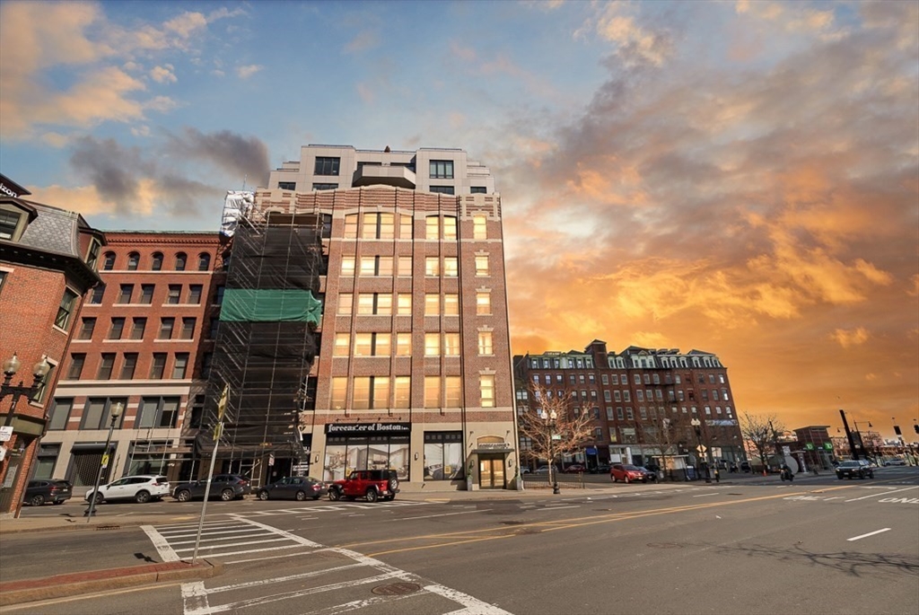 121 Portland St # 507
