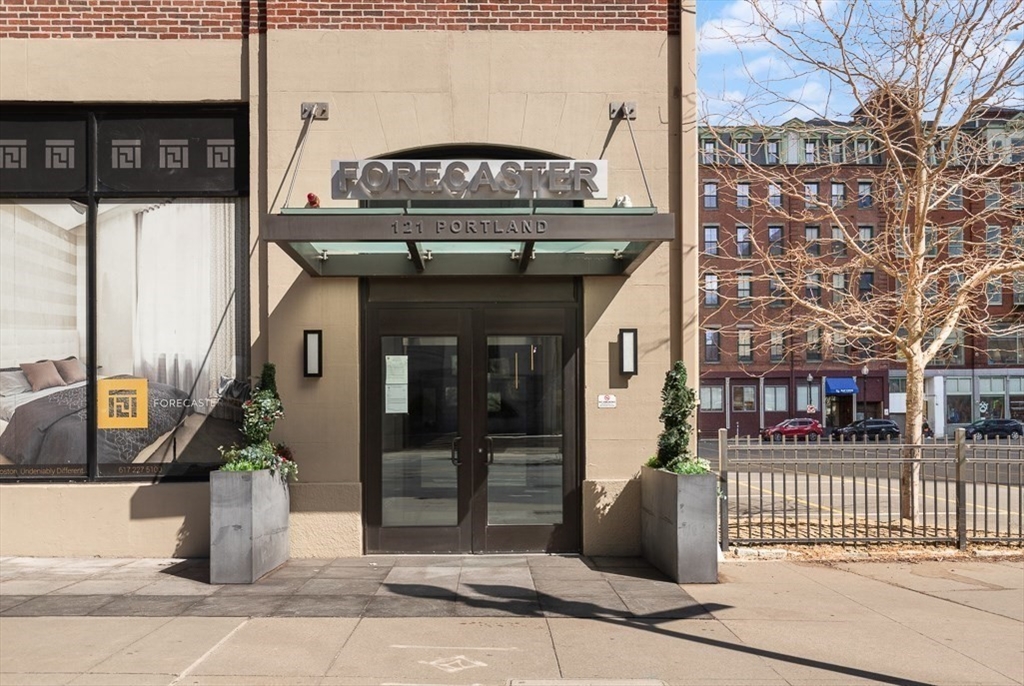 121 Portland St # 507