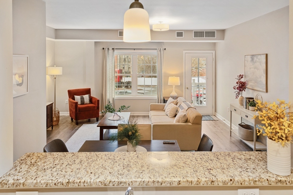 8 Walnut Street # 118