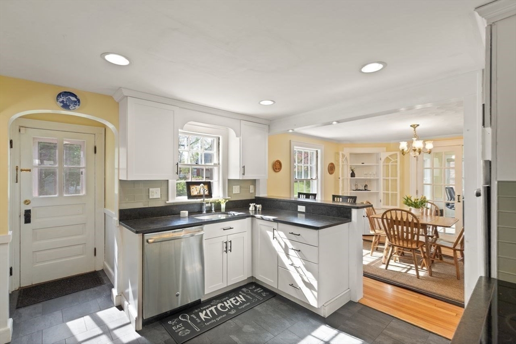 18 Oxbow Rd