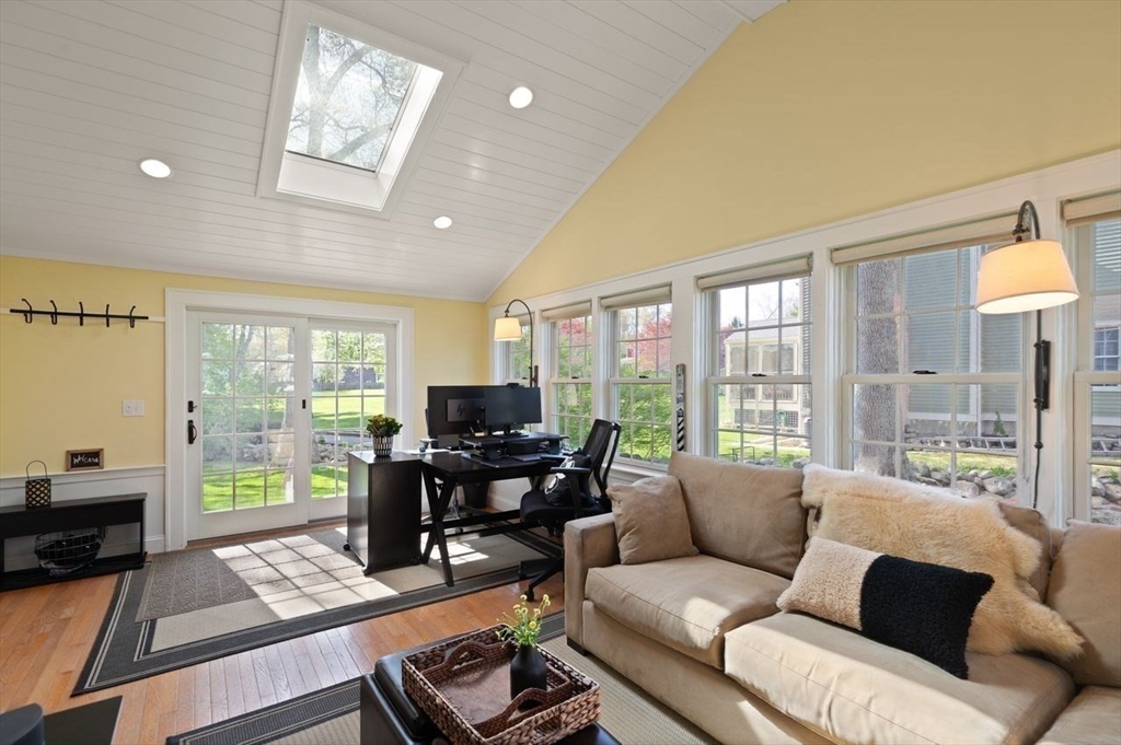 18 Oxbow Rd
