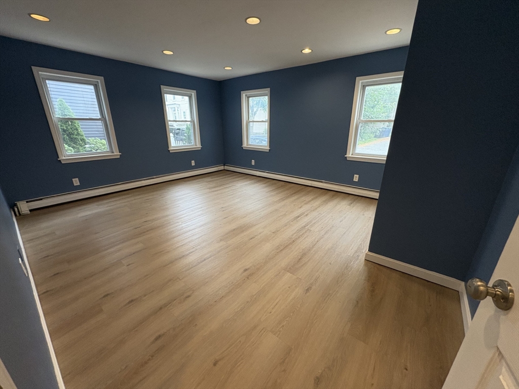 6 Northey Street # 1