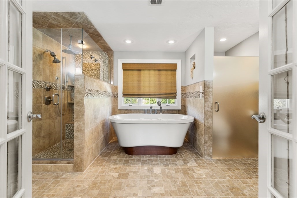 6 Stagecoach Ln