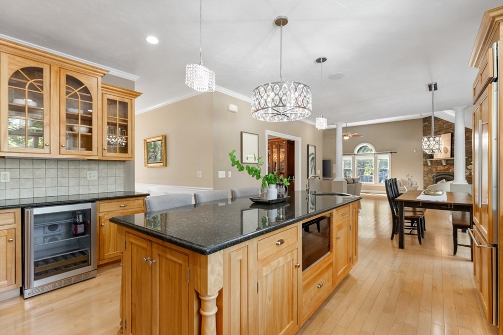 6 Stagecoach Ln