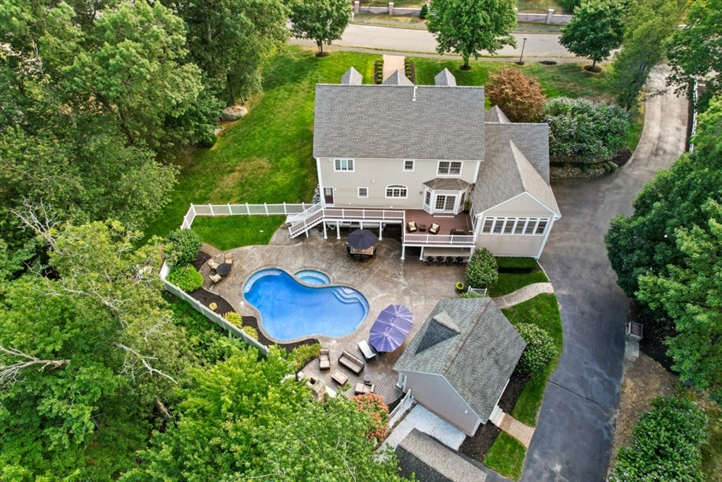 6 Stagecoach Ln