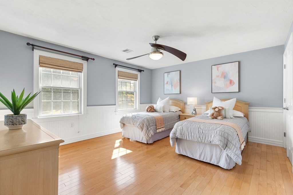6 Stagecoach Ln