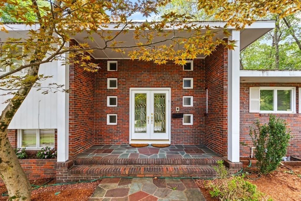 25 Chatham Way