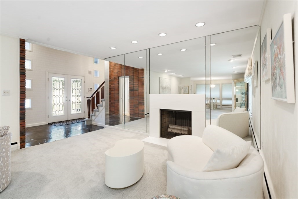 25 Chatham Way
