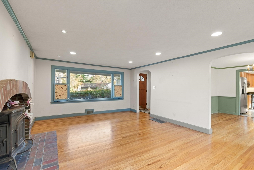 4 Strout Ave