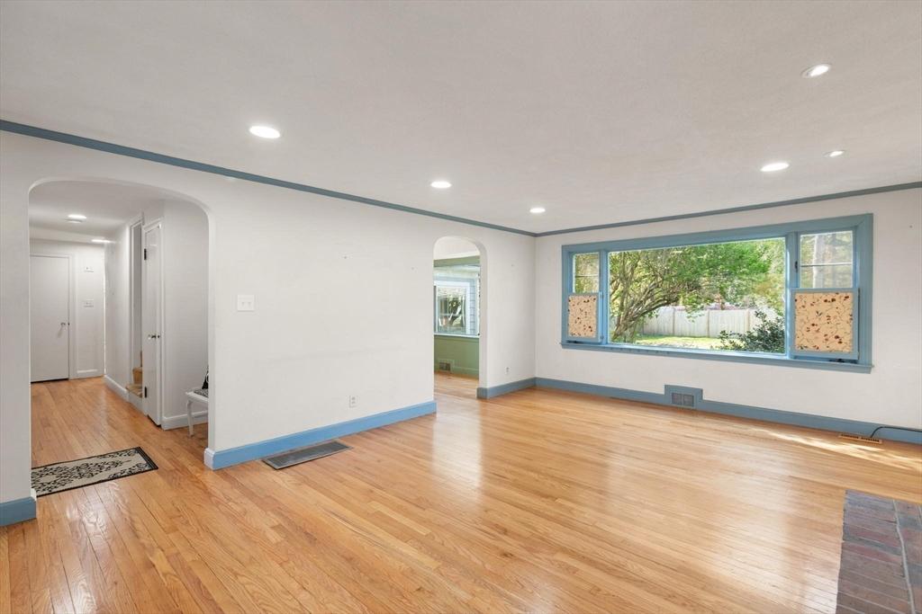 4 Strout Ave