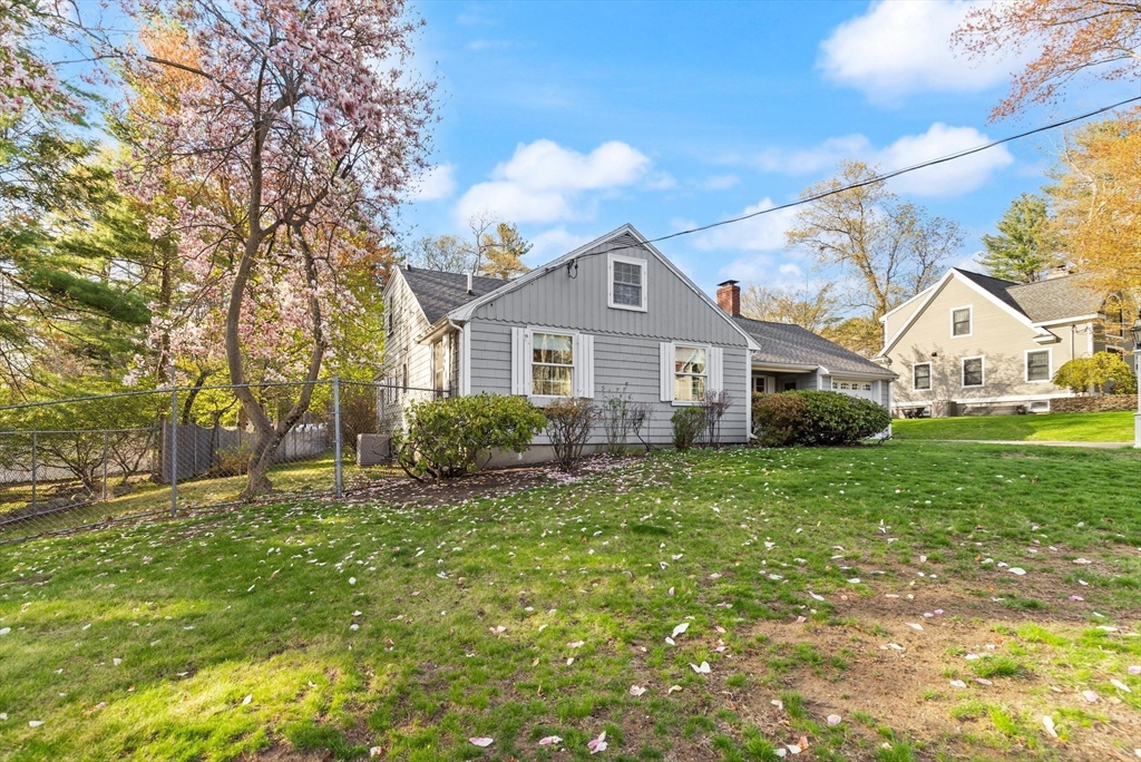 4 Strout Ave