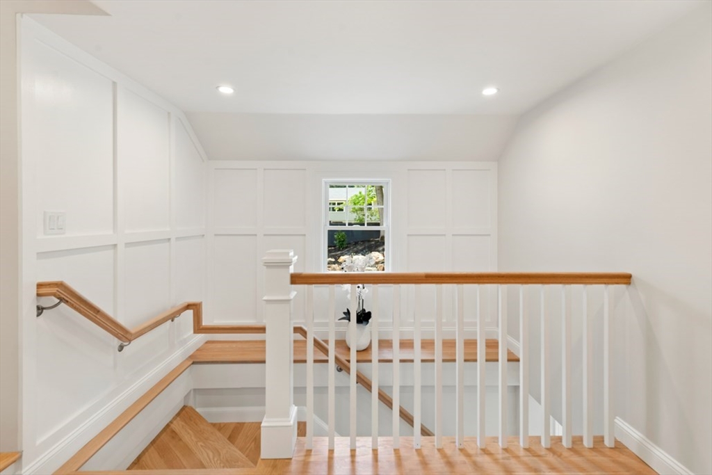 6 Longbow Rd