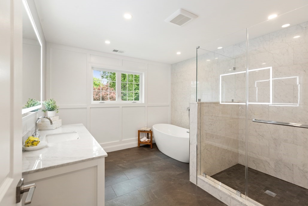 6 Longbow Rd