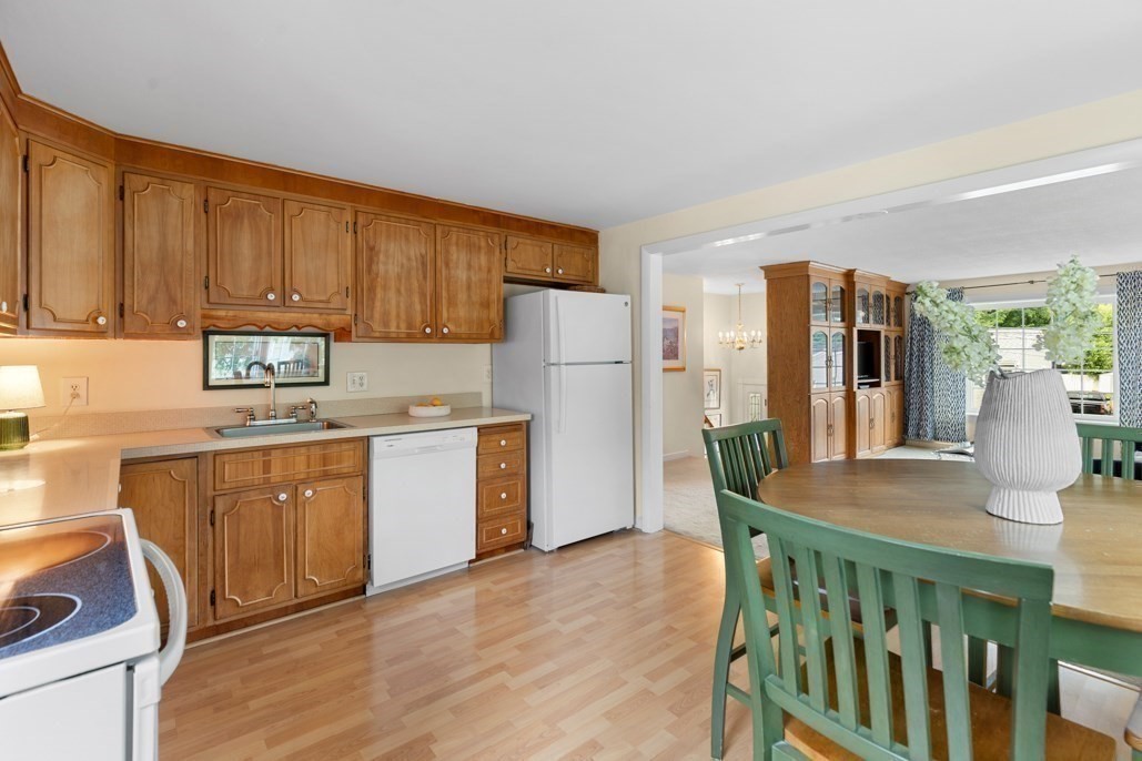 4 Rossmore Rd