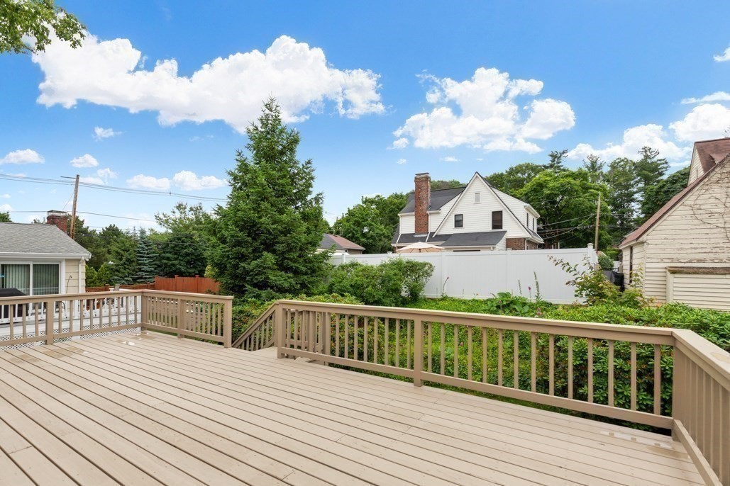 4 Rossmore Rd
