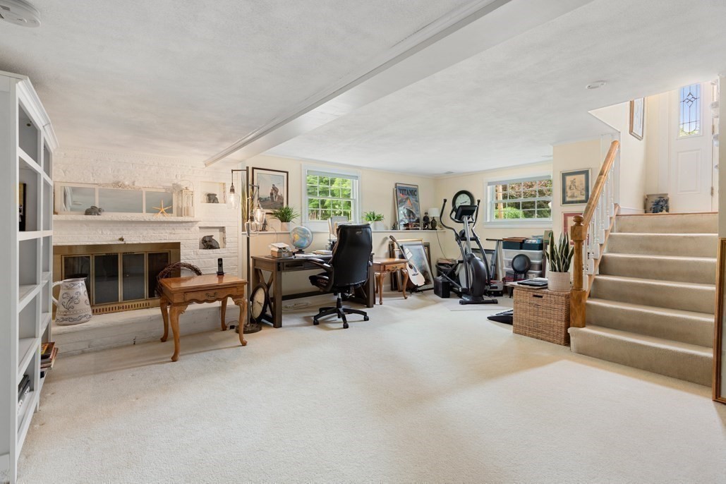 4 Rossmore Rd