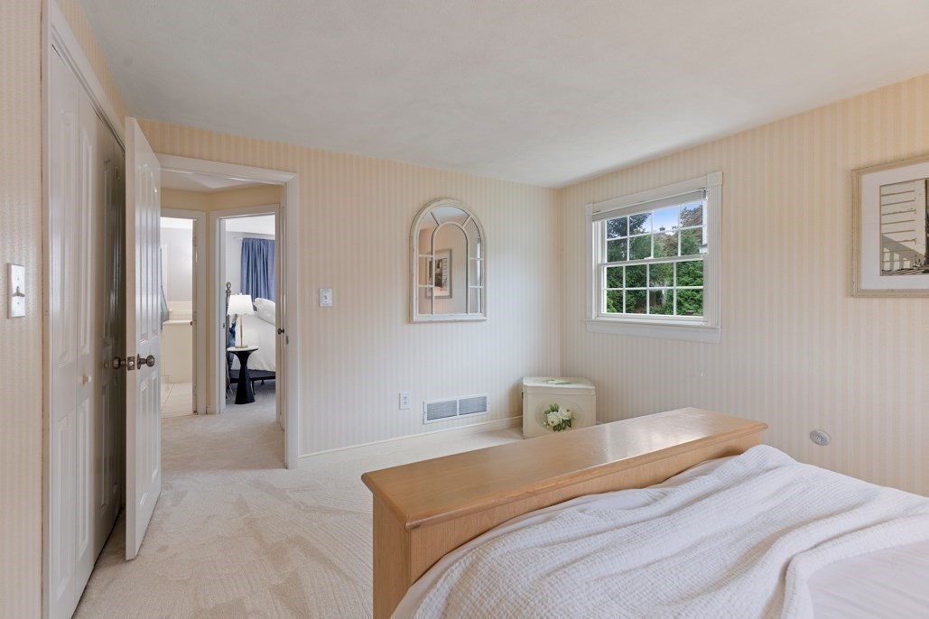 4 Rossmore Rd