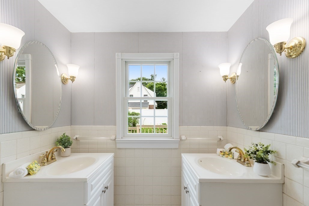 4 Rossmore Rd
