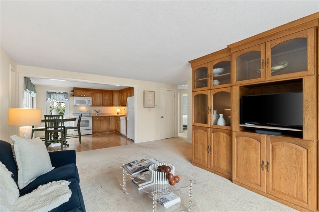 4 Rossmore Rd