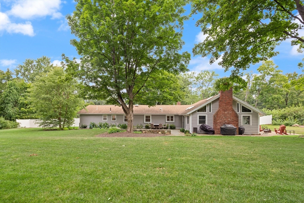 9 Wild Rose Dr
