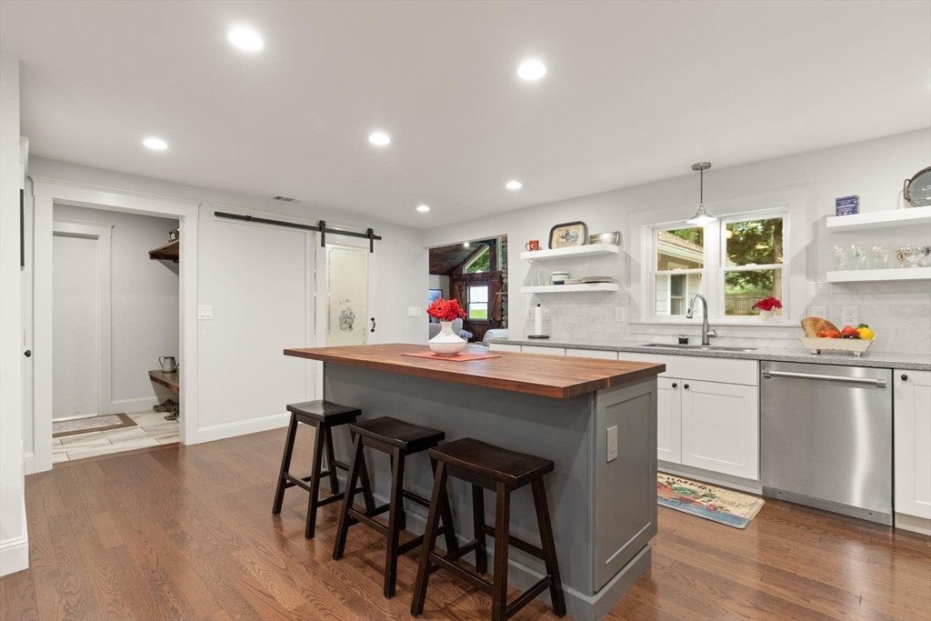 9 Wild Rose Dr