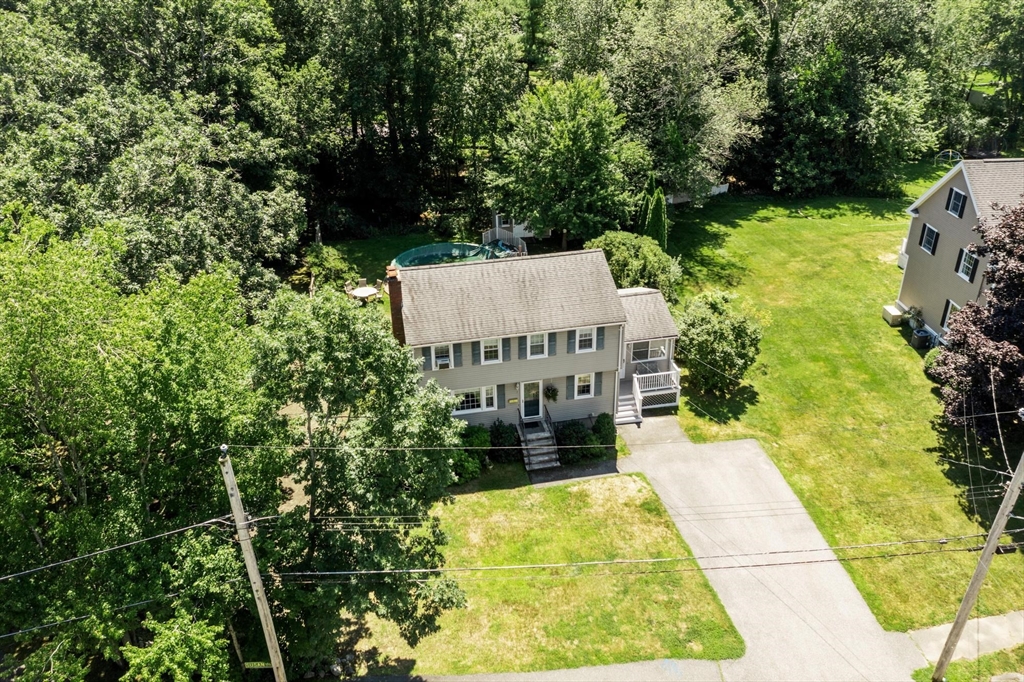 7 Susan Dr