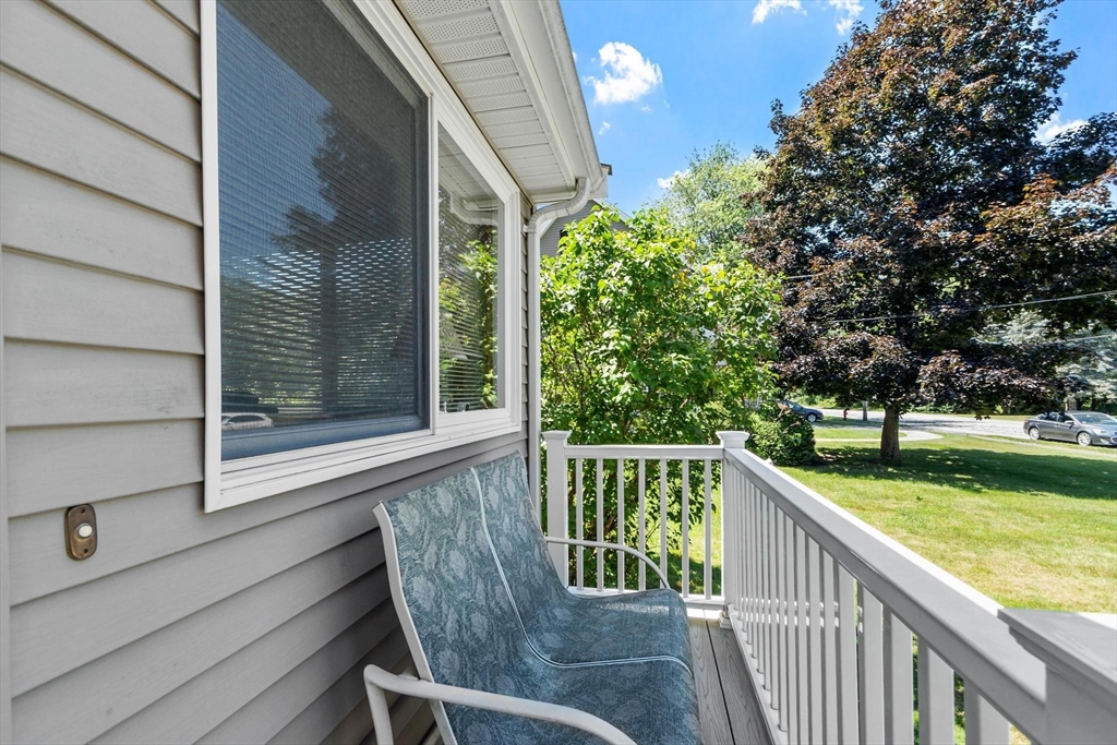 7 Susan Dr