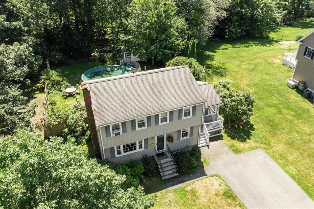 7 Susan Dr