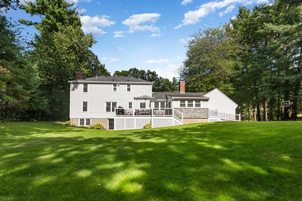 24 Edgemere Rd